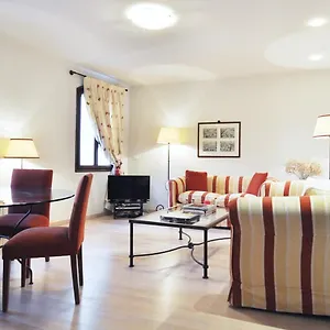 https://ca-formosa-canal-views-close-to-san-marco-and-rialto.hotelinveneto.com