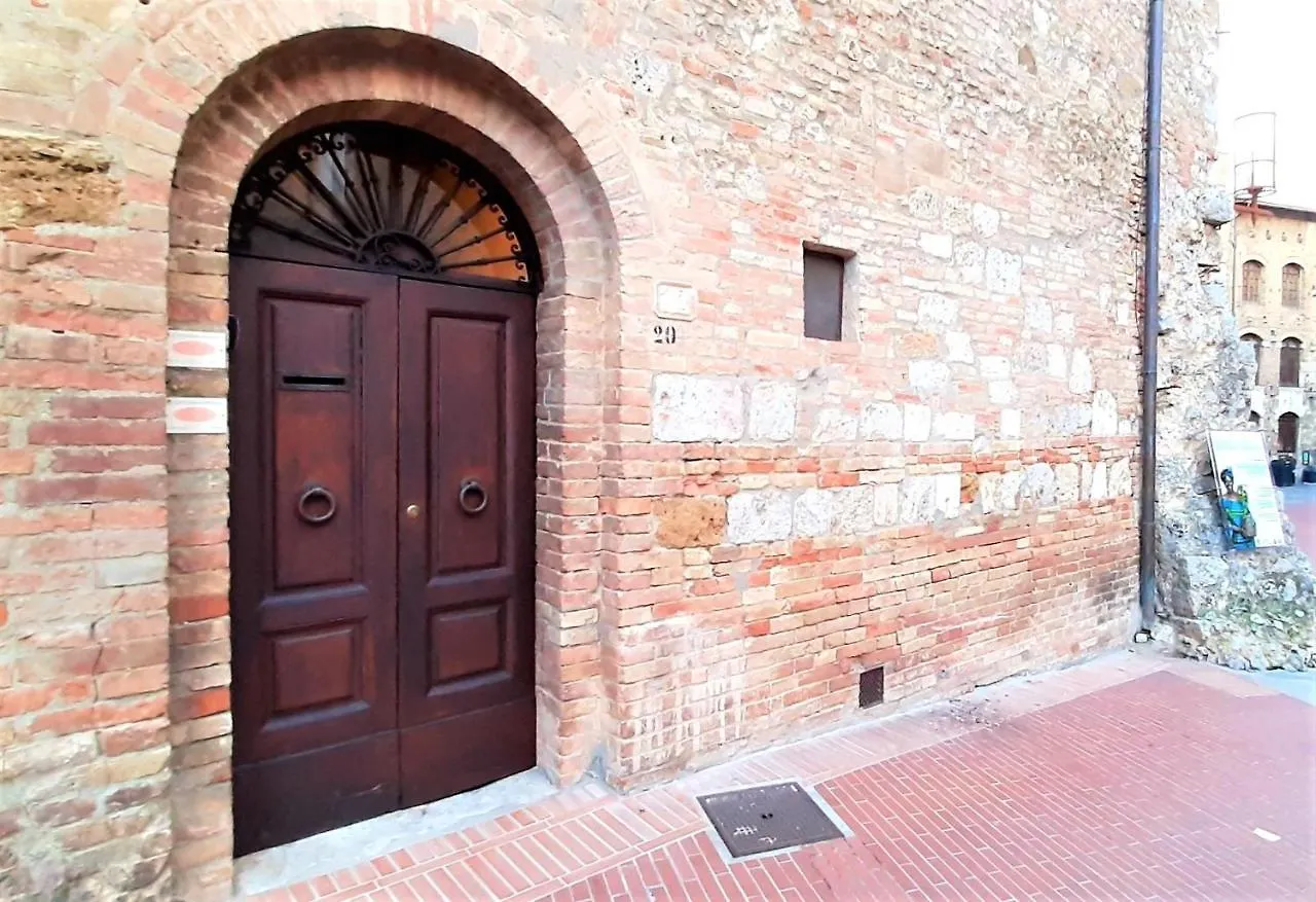 Apartment Torre Salvucci Maggiore Medieval Tower Experience San Gimignano