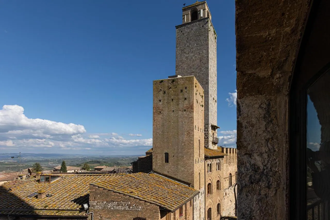 Torre Salvucci Maggiore Medieval Tower Experience San Gimignano Apartment