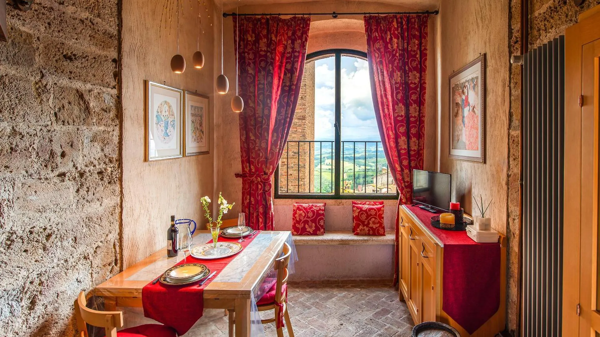 Torre Salvucci Maggiore Medieval Tower Experience San Gimignano 0*,  Italy